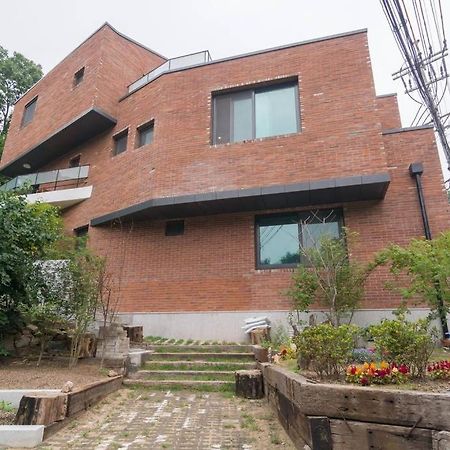 Guesthouse The Kims Seoul Exterior photo